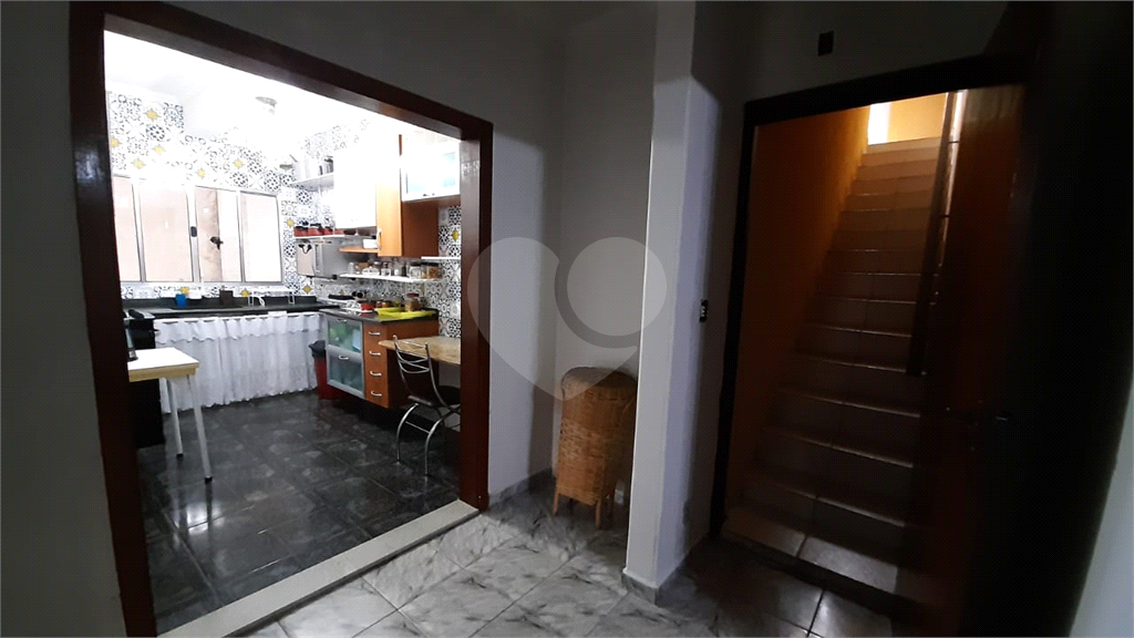 Casa à venda com 4 quartos, 600m² - Foto 17
