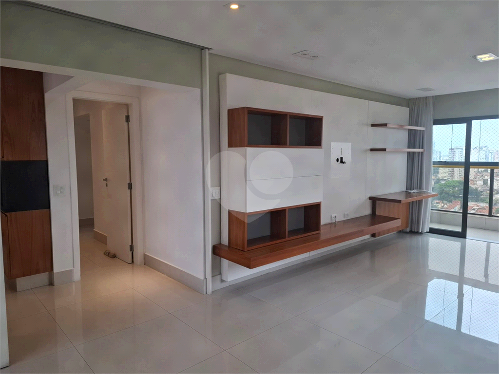 Apartamento à venda com 3 quartos, 143m² - Foto 2