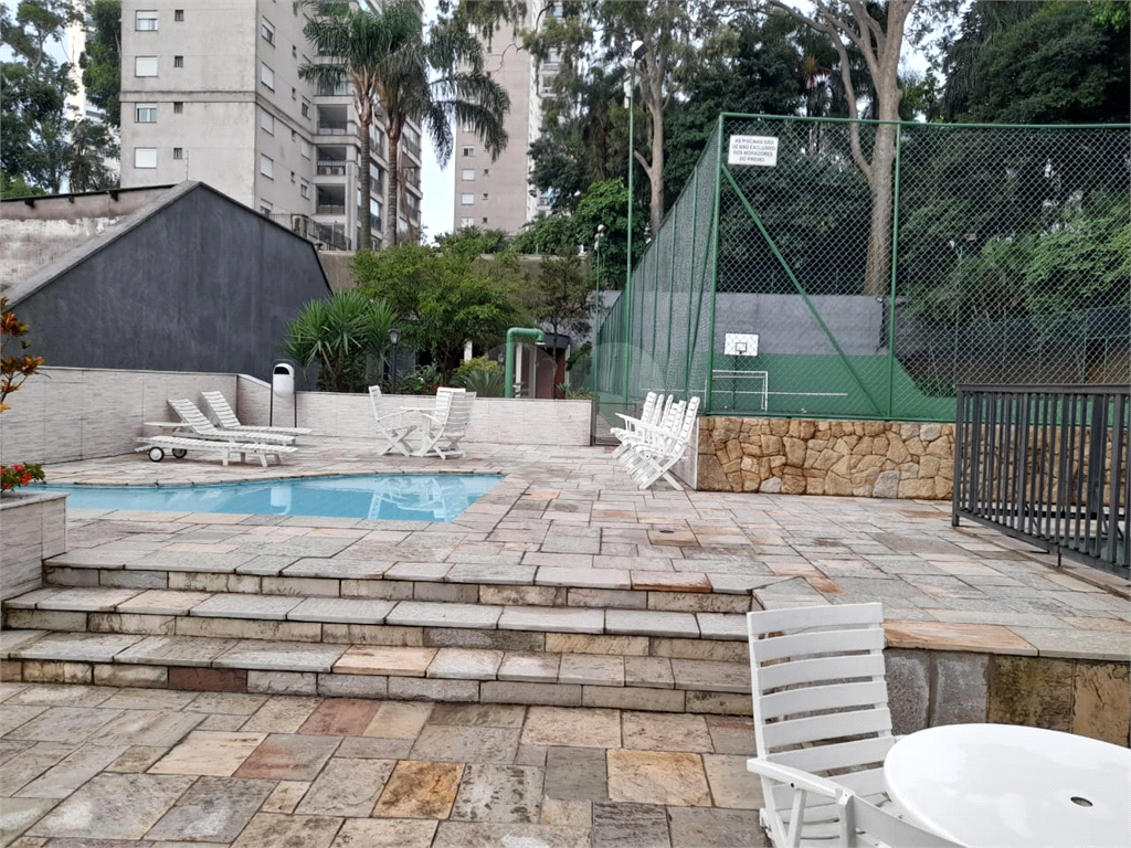 Apartamento à venda com 3 quartos, 143m² - Foto 26