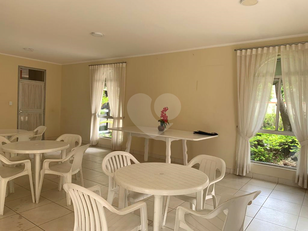 Apto pronto pra morar na Vila Gustavo