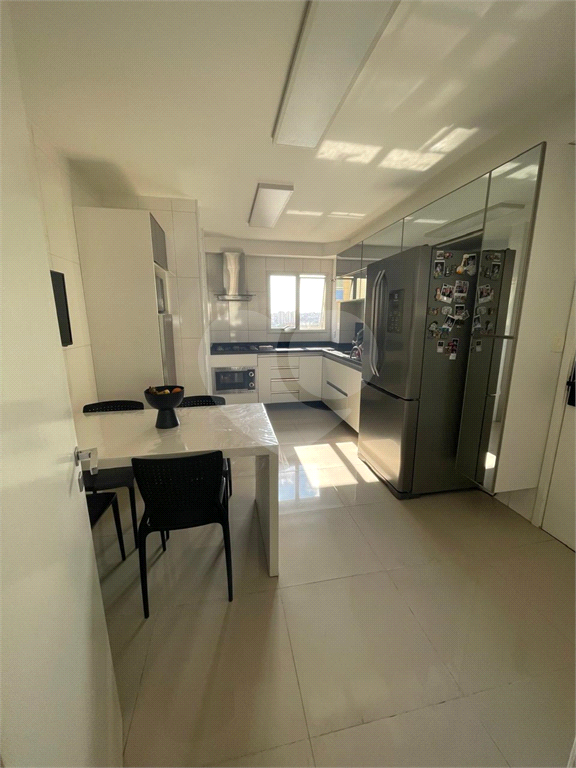Apartamento com varanda gourmet à venda no Centro de Santo André-SP