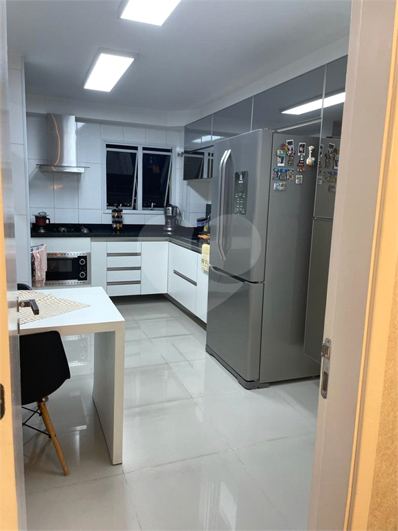 Apartamento com varanda gourmet à venda no Centro de Santo André-SP