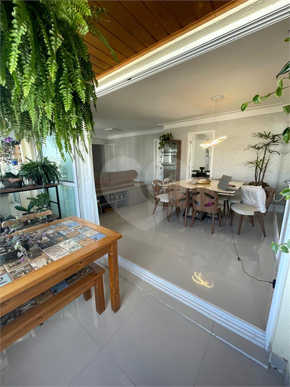 Apartamento com varanda gourmet à venda no Centro de Santo André-SP