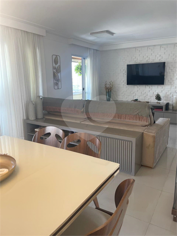 Apartamento com varanda gourmet à venda no Centro de Santo André-SP