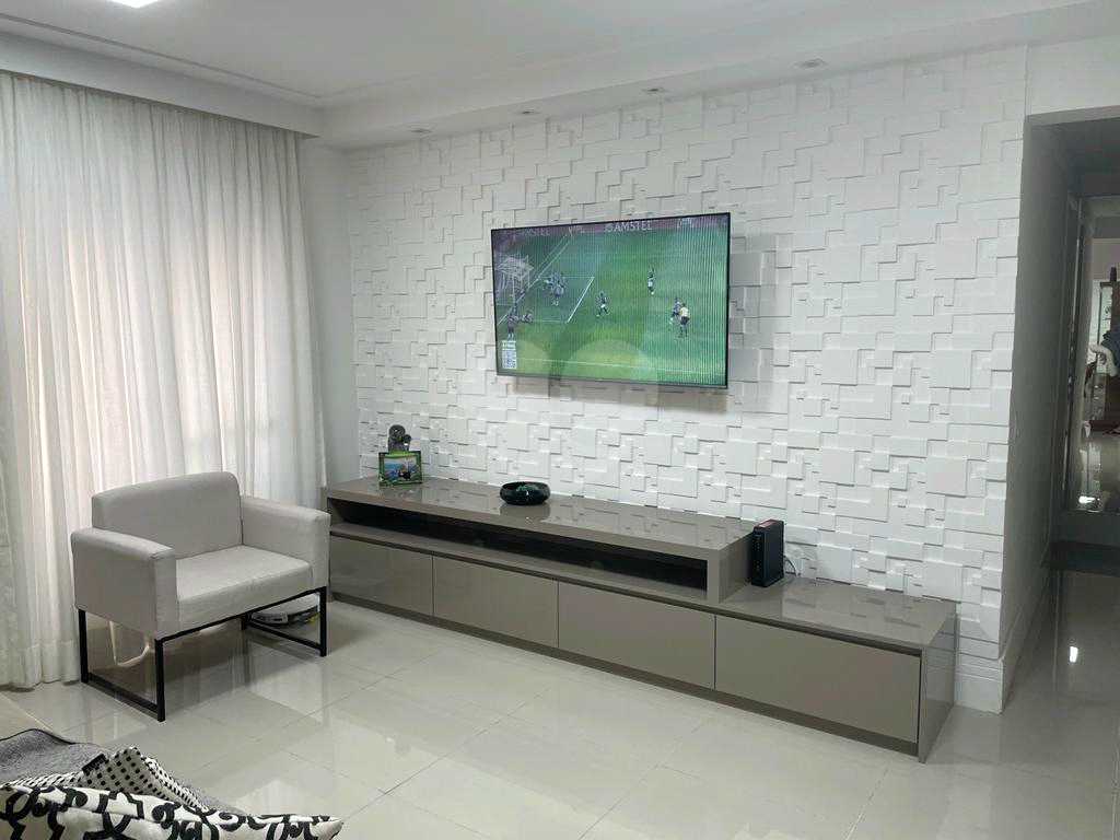 Apartamento com varanda gourmet à venda no Centro de Santo André-SP