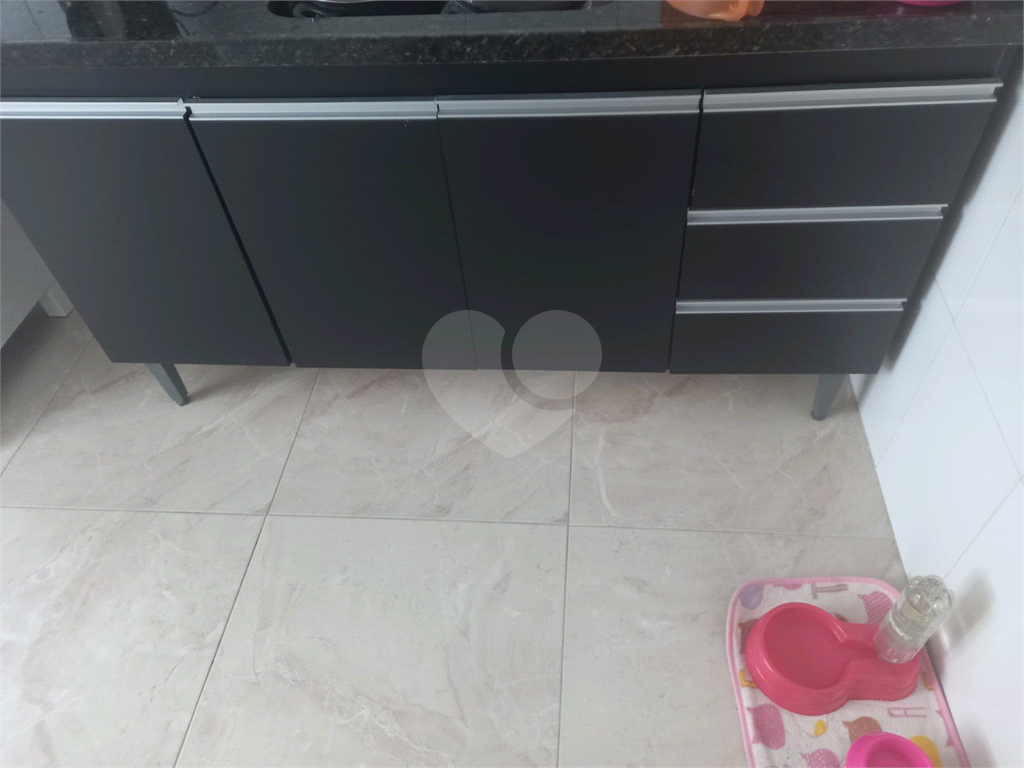 ( Oportunidade )   Lindo apartamento com 03 dormitórios e 01 suíte com planejados .