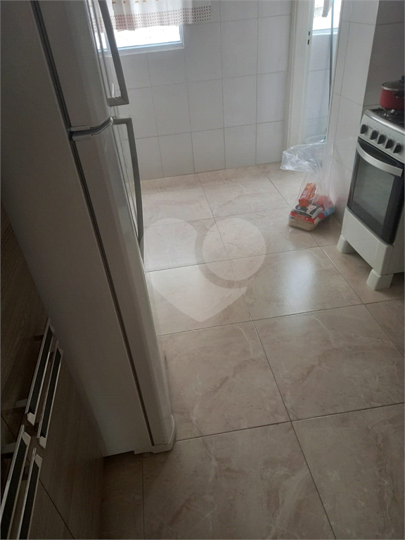 ( Oportunidade )   Lindo apartamento com 03 dormitórios e 01 suíte com planejados .