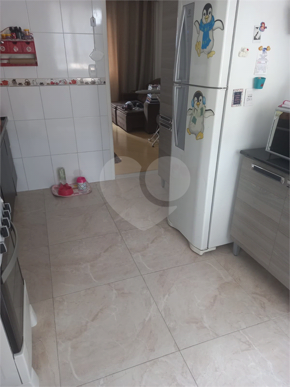 ( Oportunidade )   Lindo apartamento com 03 dormitórios e 01 suíte com planejados .