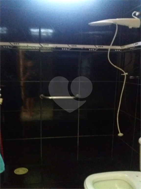 Casa à venda com 2 quartos, 300m² - Foto 23