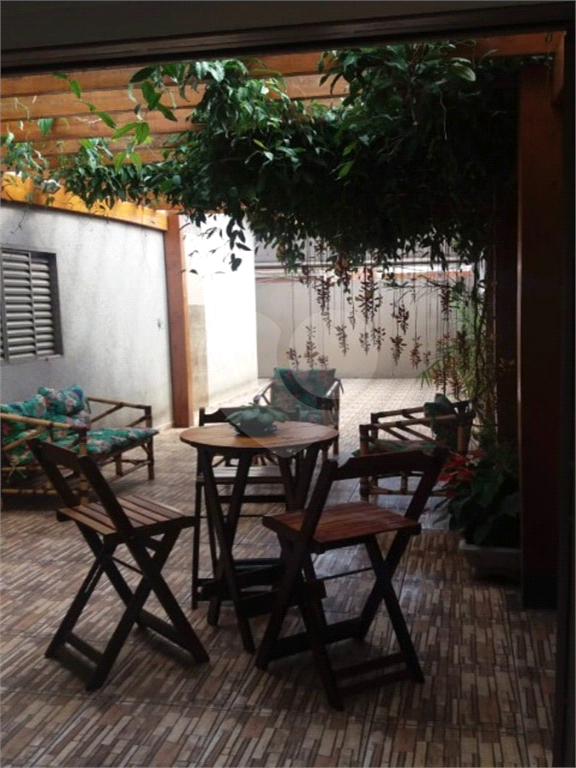 Casa à venda com 2 quartos, 300m² - Foto 10
