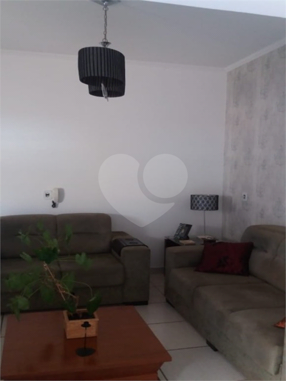 Casa à venda com 2 quartos, 300m² - Foto 27