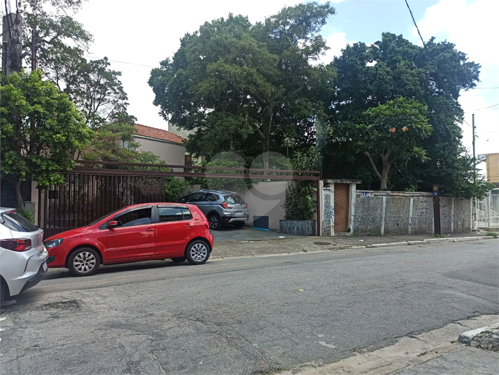 Terreno na Zona Norte, no Bairro Vila Prado, com 540m², Próximo a Avenida Deputado Emilio Carlos

