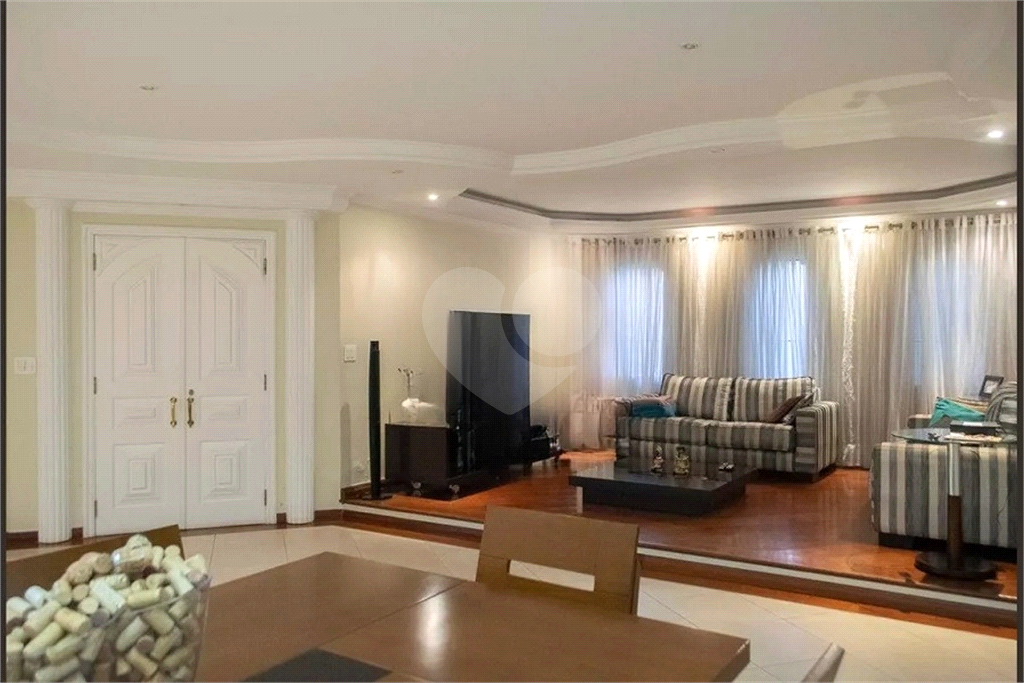 Casa à venda com 365m², 4 quartos e 4 vagas
