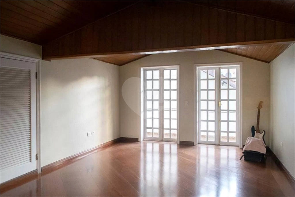 Casa à venda com 365m², 4 quartos e 4 vagas