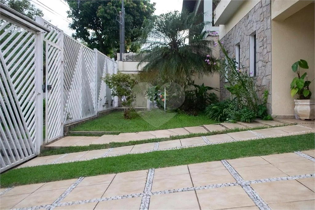 Casa à venda com 365m², 4 quartos e 4 vagas