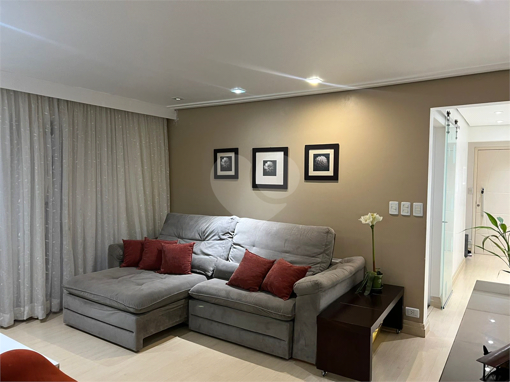 APARTAMENTO em VILA GUILHERME