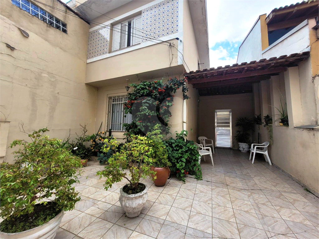 Sobrado Na Vila Galvão com 03 Dormitórios e Edícula  por R$ 549.000,00