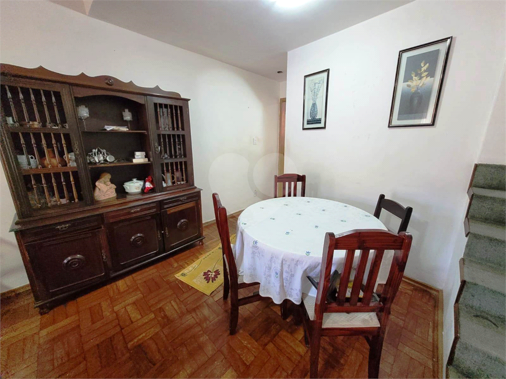 Sobrado Na Vila Galvão com 03 Dormitórios e Edícula  por R$ 549.000,00