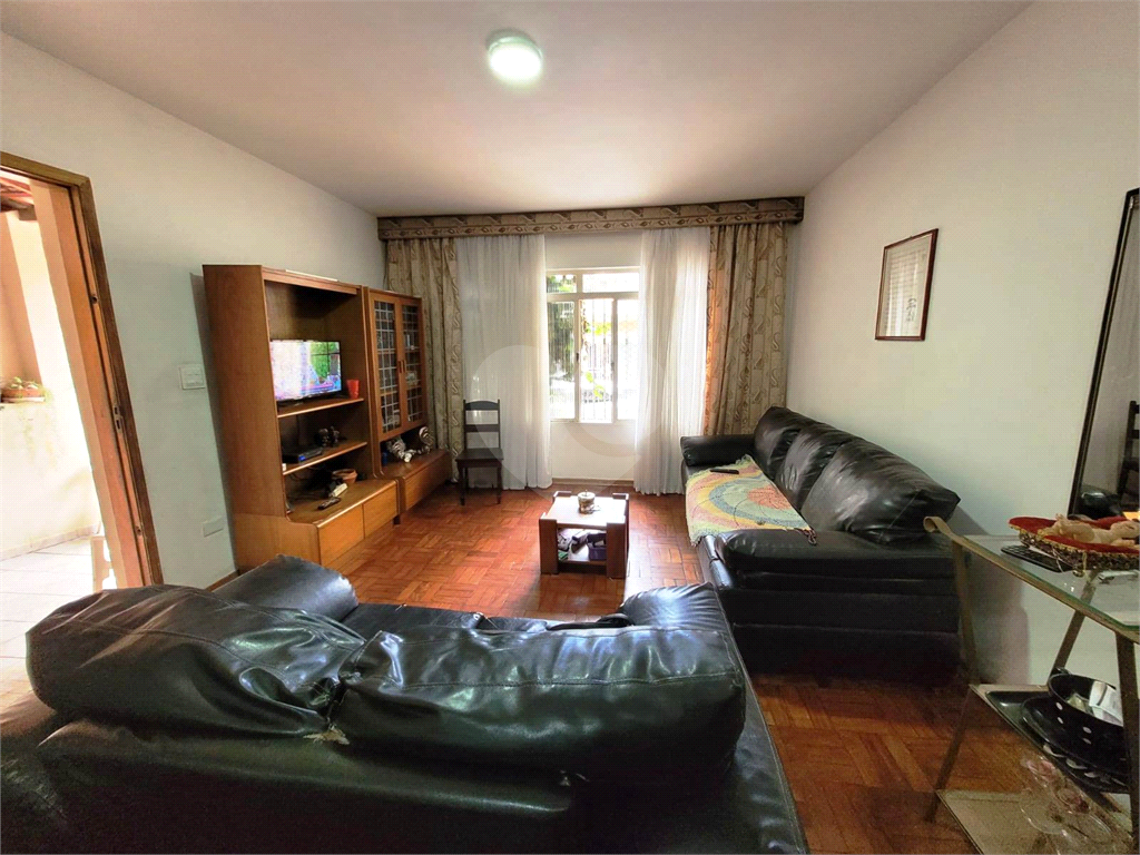 Sobrado Na Vila Galvão com 03 Dormitórios e Edícula  por R$ 549.000,00