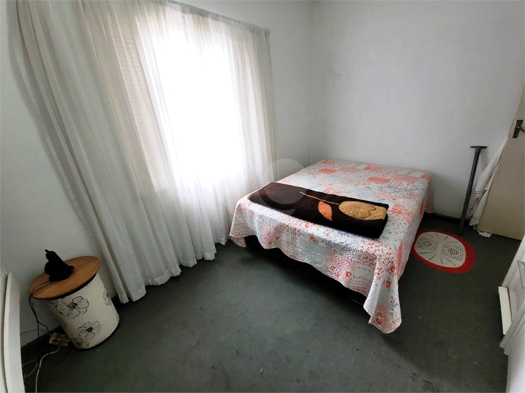 Sobrado Na Vila Galvão com 03 Dormitórios e Edícula  por R$ 549.000,00