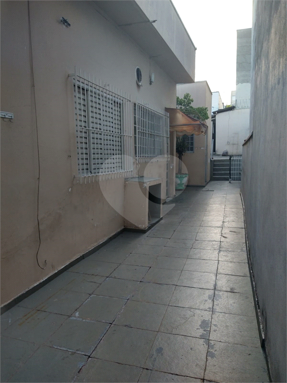 Casa à venda com 2 quartos, 190m² - Foto 7