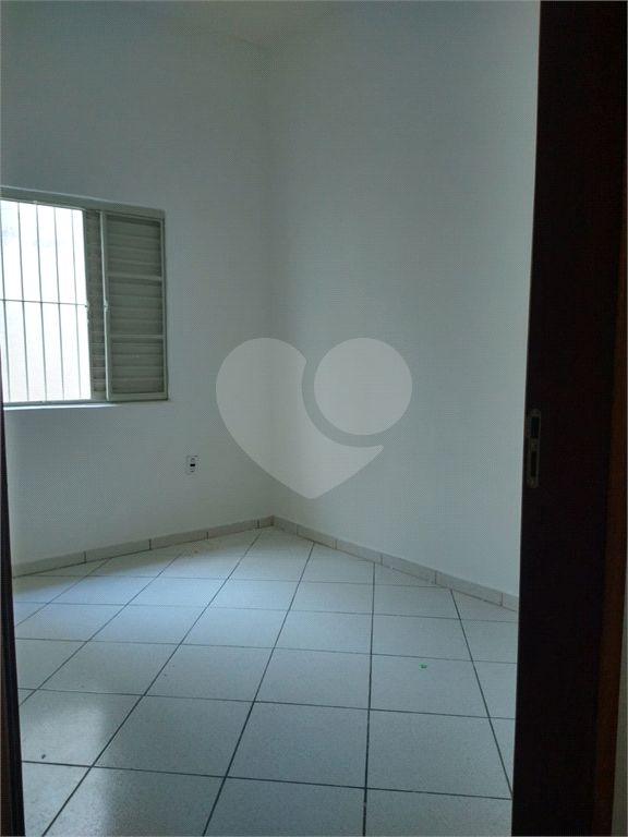Casa à venda com 2 quartos, 190m² - Foto 25