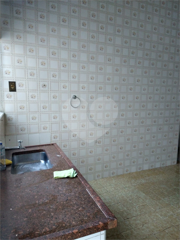 Casa à venda com 2 quartos, 190m² - Foto 12