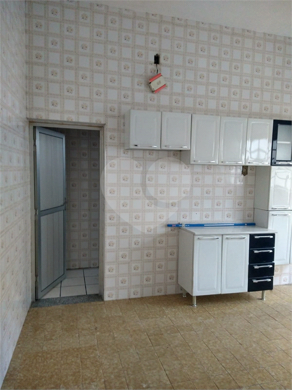 Casa à venda com 2 quartos, 190m² - Foto 9