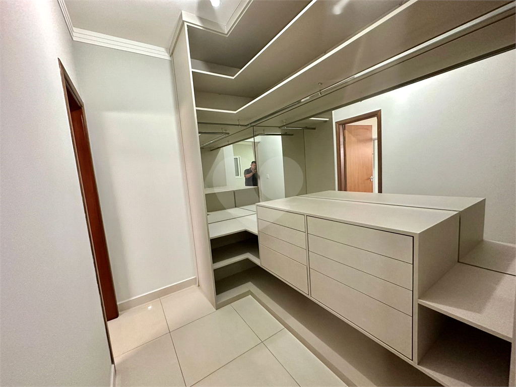 Casa de Condomínio à venda com 3 quartos, 270m² - Foto 18