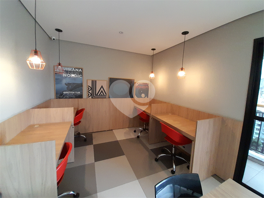 Apartamento com 26m², com 1 dormitório na Santa Cecília.
