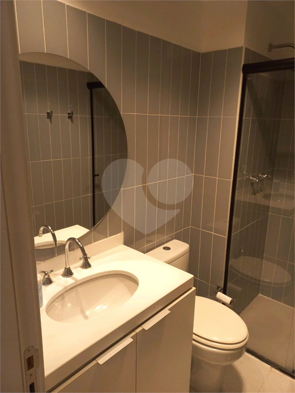 Apartamento com 26m², com 1 dormitório na Santa Cecília.