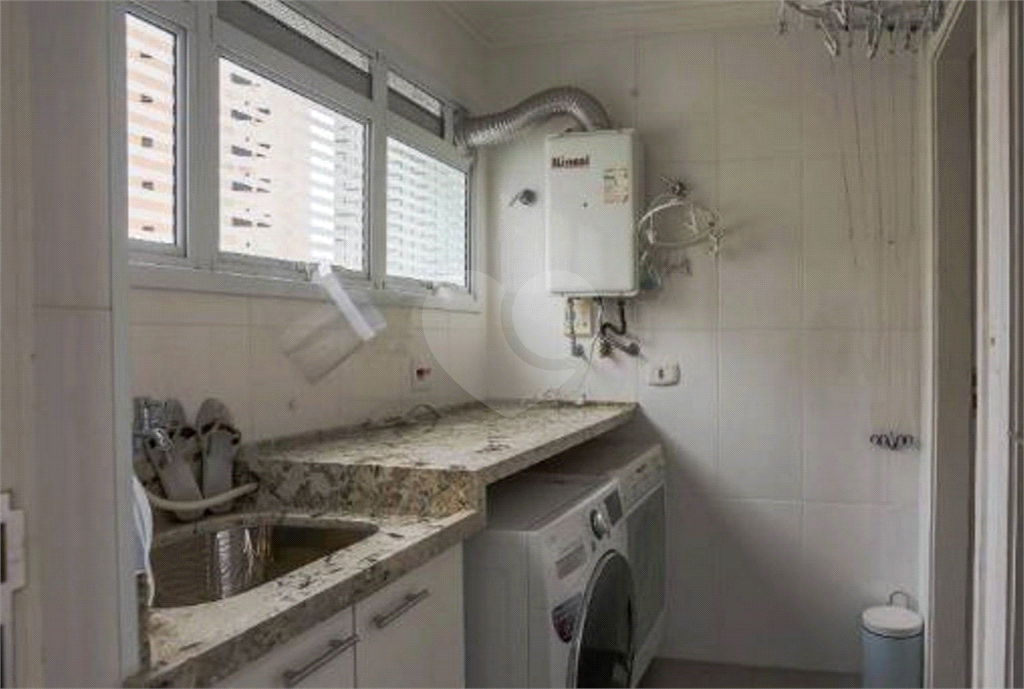 APARTAMENTO em SANTANA