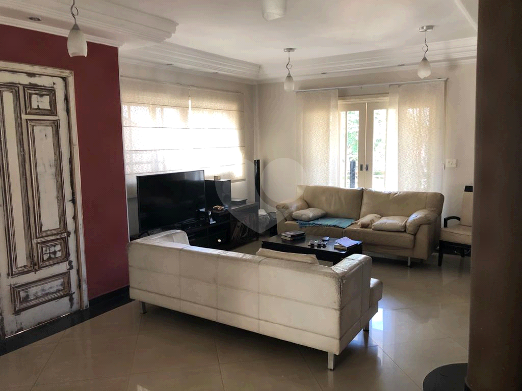 Excelente Sobrado Proximo ao Lago dos Patos