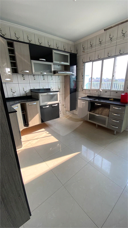 Casa à venda com 3 quartos, 240m² - Foto 1