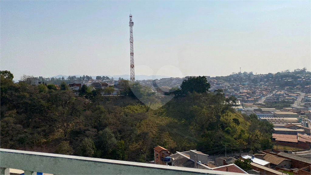 Casa à venda com 3 quartos, 240m² - Foto 13