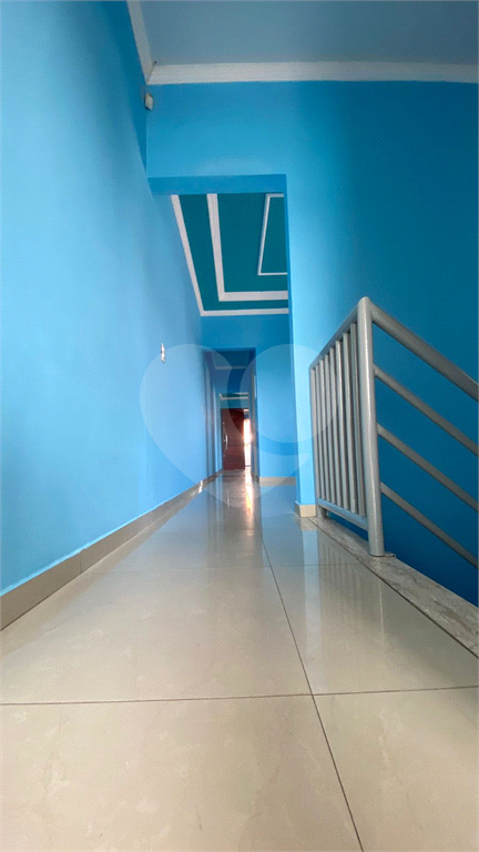 Casa à venda com 3 quartos, 240m² - Foto 22