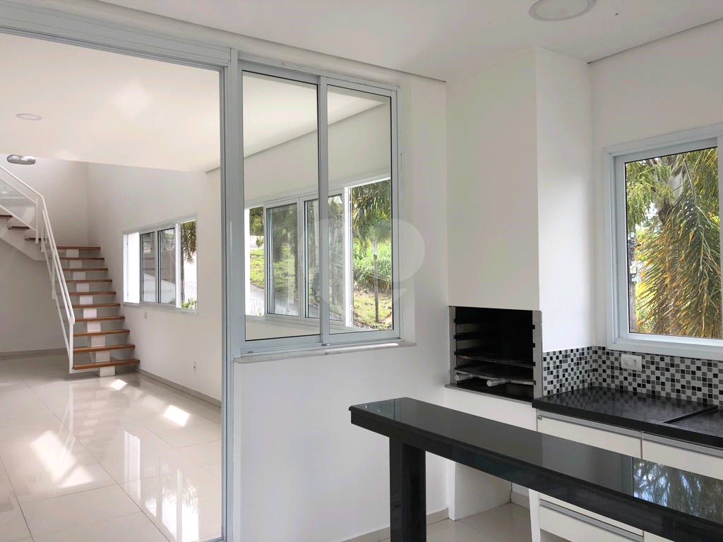 Casa de Condomínio à venda com 3 quartos, 227m² - Foto 13