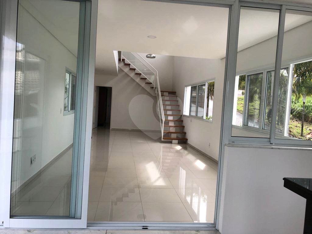 Casa de Condomínio à venda com 3 quartos, 227m² - Foto 5