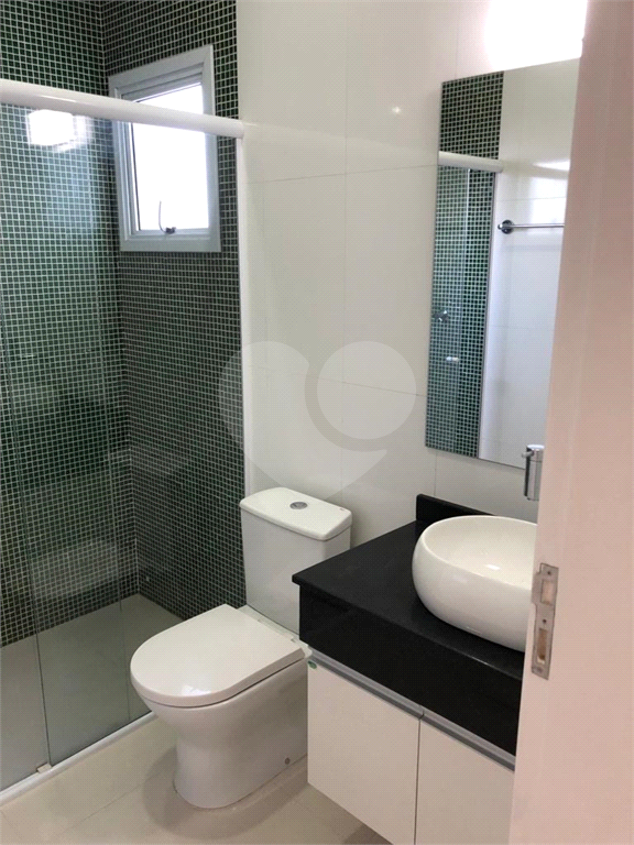 Casa de Condomínio à venda com 3 quartos, 227m² - Foto 25