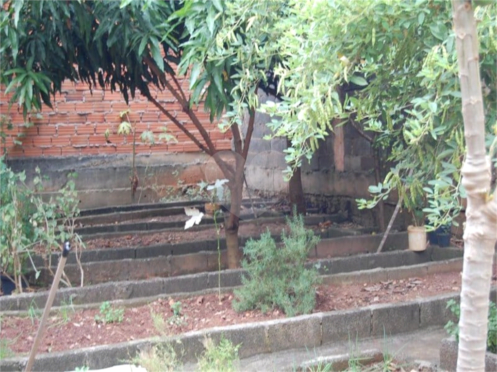 AMPLO TERRENO PRA VENDA EM AVENIDA MOVIMENTADA