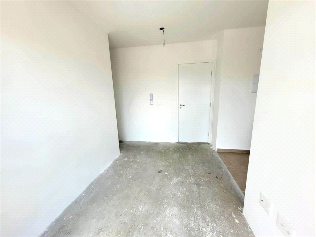 Apartamento a Venda na Vila Maria Alta com 02 Quartos por R$ 275.000,00