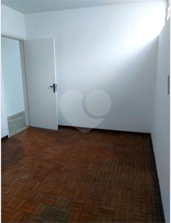 Casa à venda com 3 quartos, 279m² - Foto 8