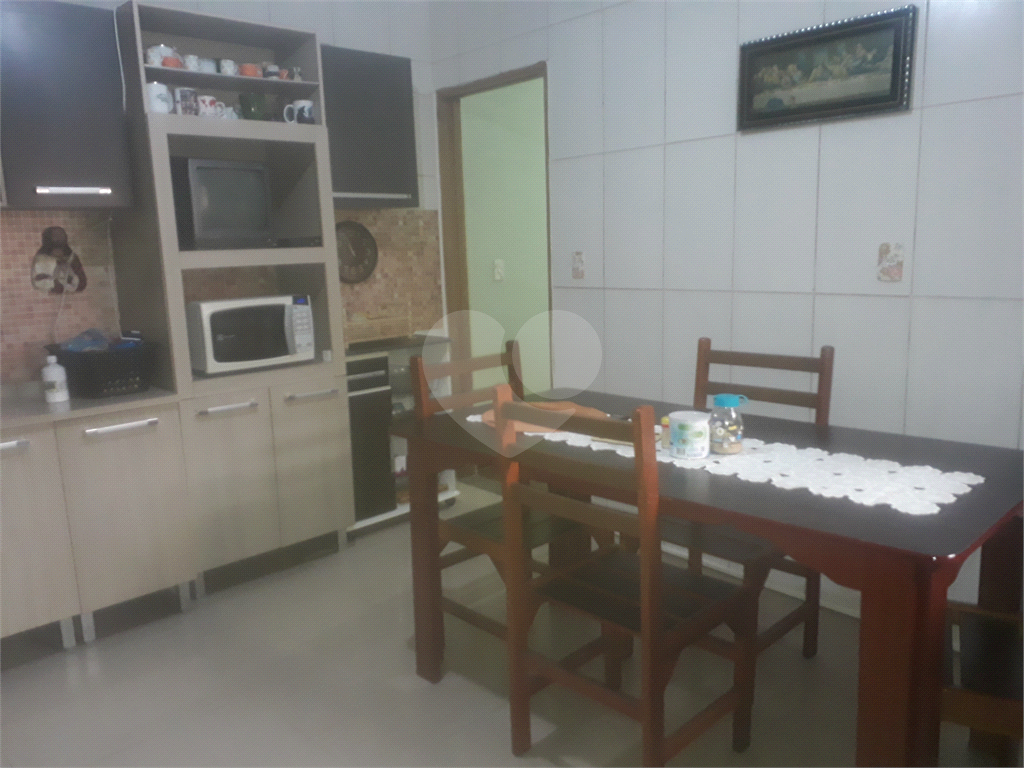 Sobrado à venda com 4 quartos, 180m² - Foto 15