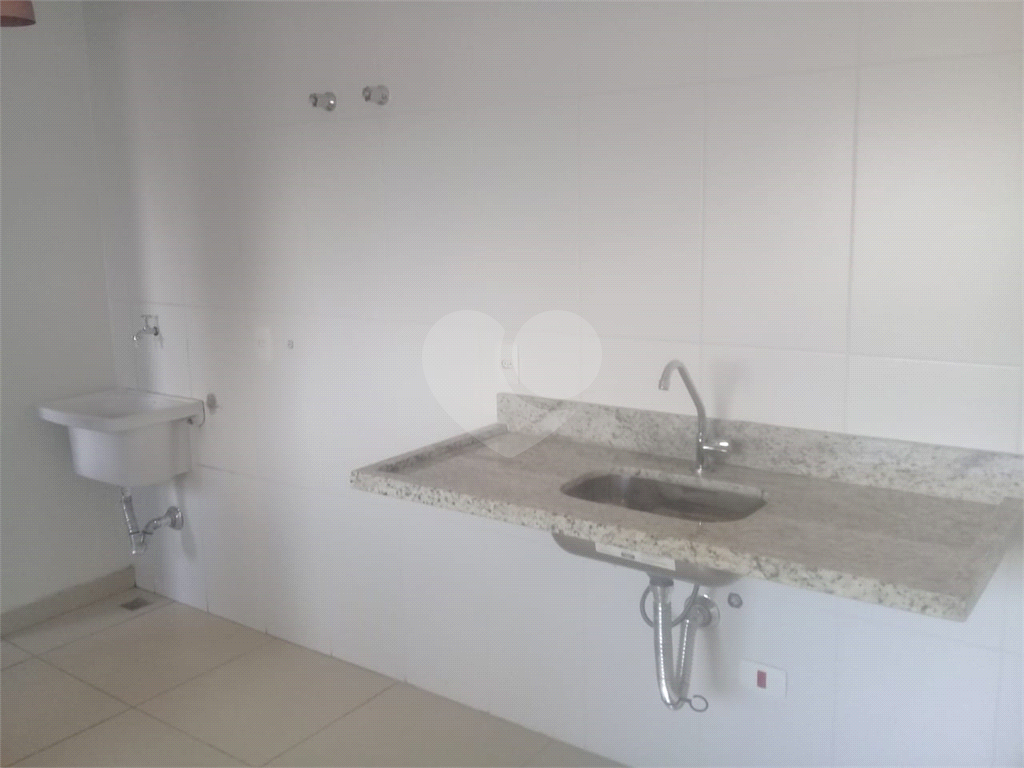 Apartamento à venda com 1 quarto, 25m² - Foto 6