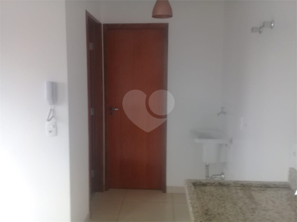 Apartamento à venda com 1 quarto, 25m² - Foto 2