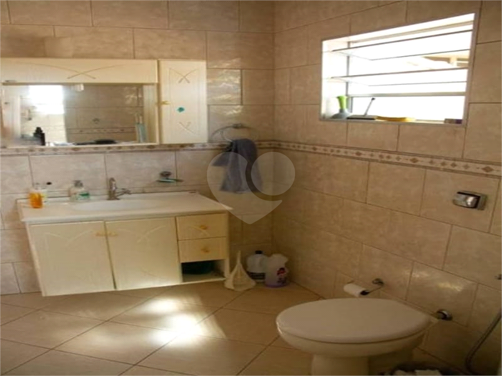 Casa térrea com 3 quartos e 2 vagas no Tremembé