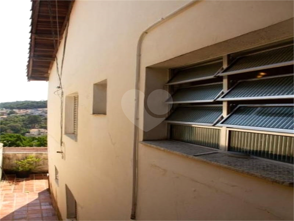 Casa térrea com 3 quartos e 2 vagas no Tremembé