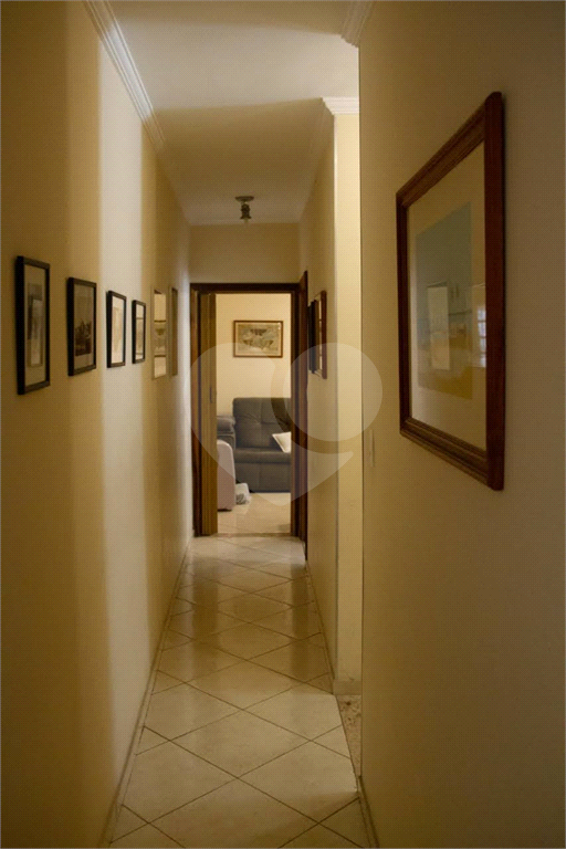 Casa térrea com 3 quartos e 2 vagas no Tremembé