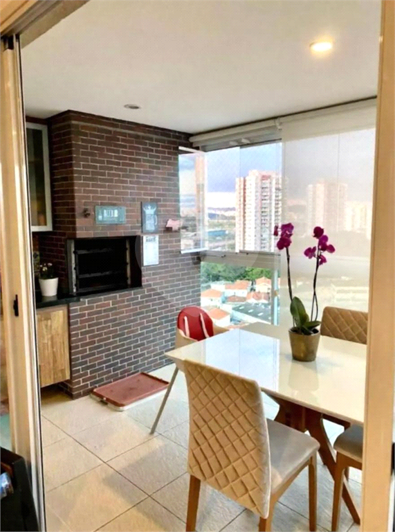 APARTAMENTO em VILA LEOPOLDINA