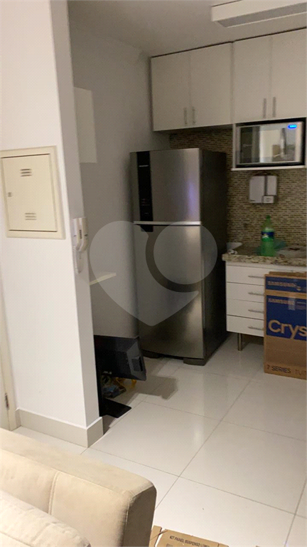 Apartamento 1 quarto e vaga para carro no Tatuapé.